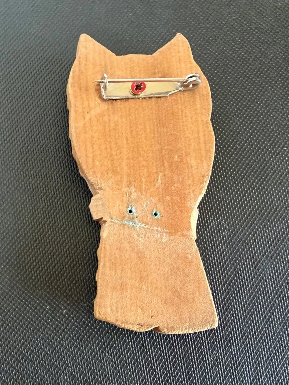 Vintage Carve Wood Brooch